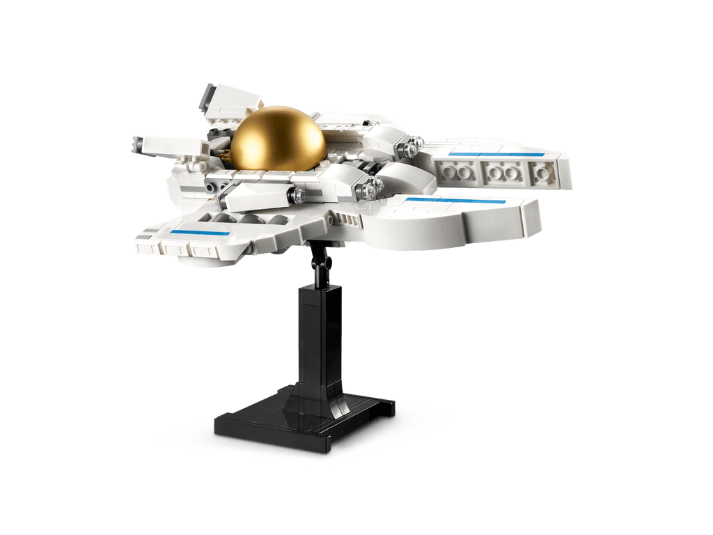 LEGO® Creator 3-in-1 Space Astronaut 31152