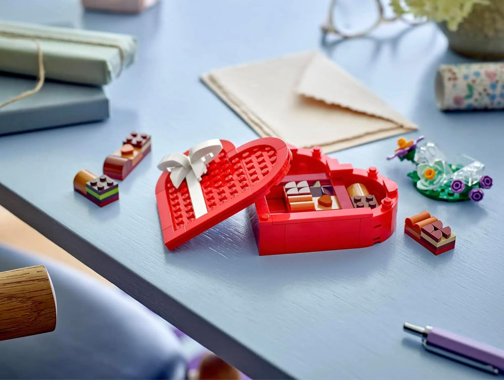 LEGO Celebration Series: Valentine's Day Box 40759