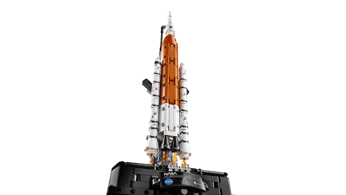 LEGO® Technic NASA Artemis Space Launch System Rocket 42221