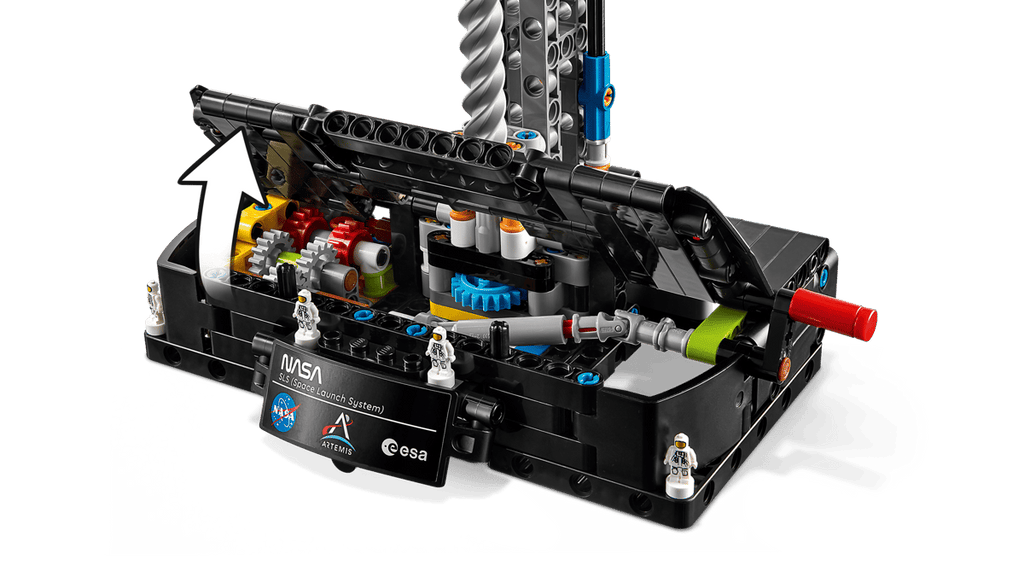 LEGO® Technic NASA Artemis Space Launch System Rocket 42221