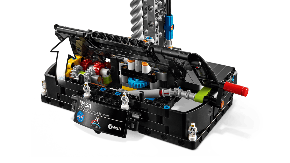 LEGO® Technic NASA Artemis Space Launch System Rocket 42221