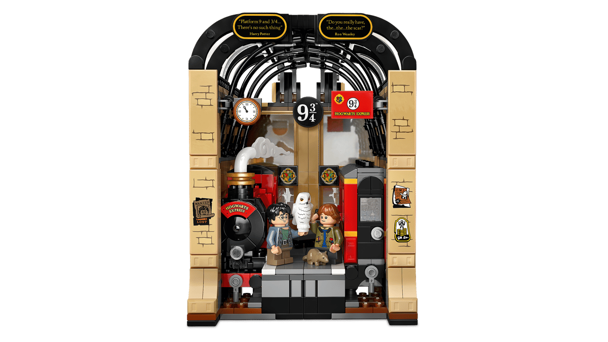 LEGO® Harry Potter Book Nook: Hogwarts Express 76450