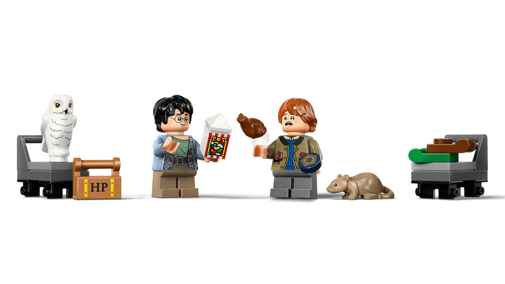 LEGO® Harry Potter Book Nook: Hogwarts Express 76450