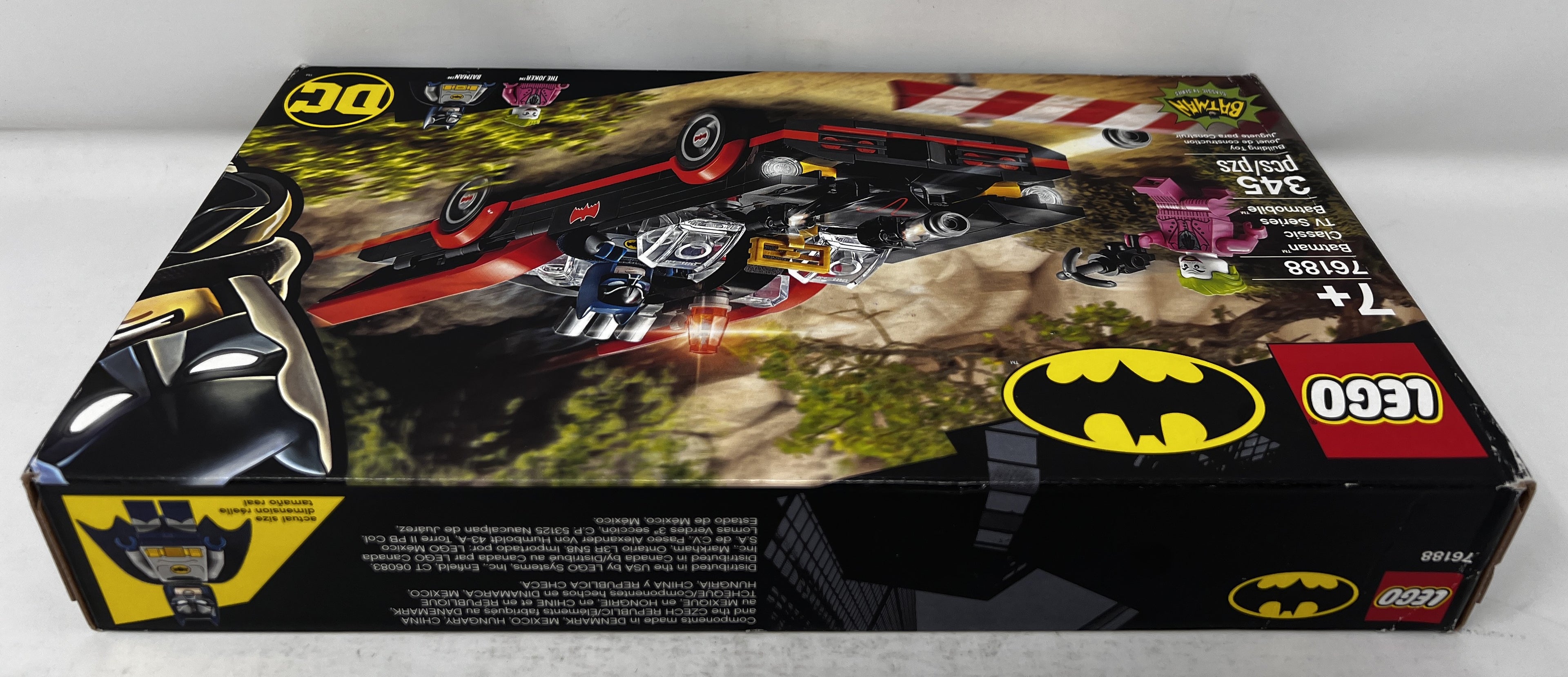 LEGO Batman Classic TV Series Batmobile 76188 (shelf wear/crushing, see pictures)