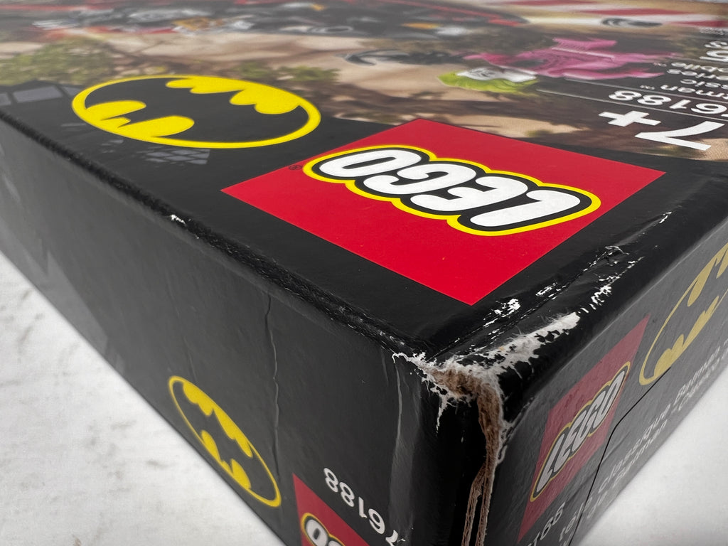 LEGO Batman Classic TV Series Batmobile 76188 (shelf wear/crushing, see pictures)