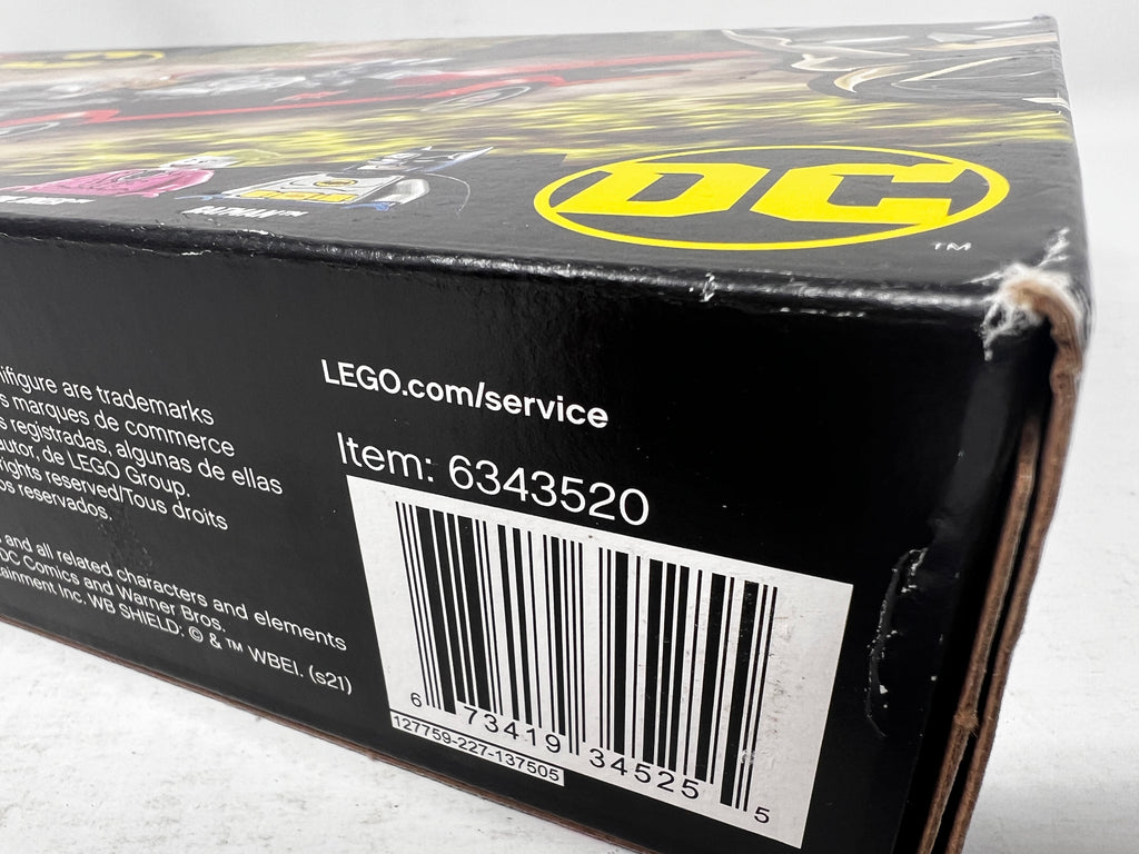 LEGO Batman Classic TV Series Batmobile 76188 (shelf wear/crushing, see pictures)