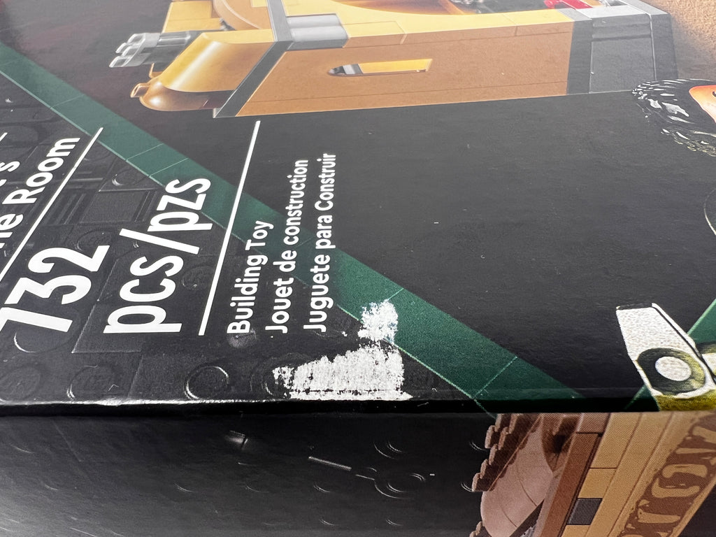 LEGO Star Wars Boba Fett's Throne Room 75326 (shelf wear, minor creasing, see pictures)