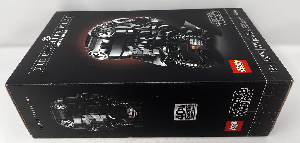 LEGO Star Wars TIE Fighter Pilot Helmet 75274 (shelf wear, see pictures)