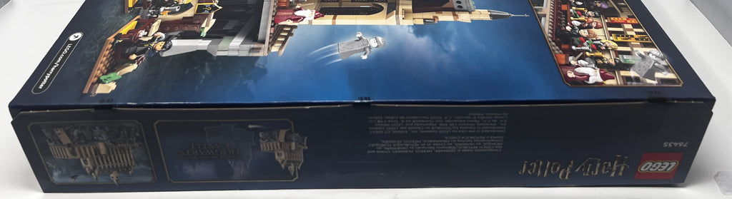 LEGO Harry Potter Hogwarts Castle: The Great Hall 76435 (minor creasing, see pictures)