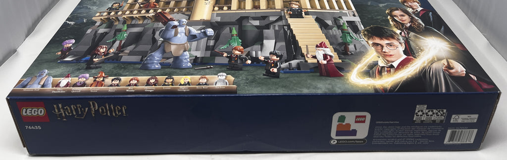 LEGO Harry Potter Hogwarts Castle: The Great Hall 76435 (minor creasing, see pictures)