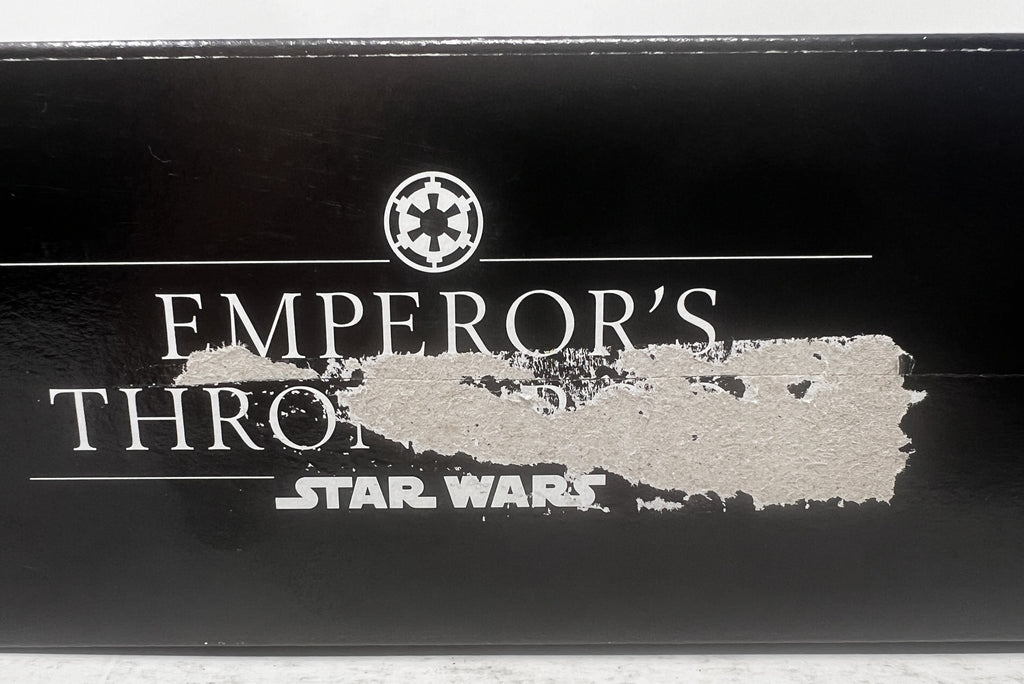LEGO Star Wars Emperor's Throne Room 75352 (torn graphic on box, see pictures)