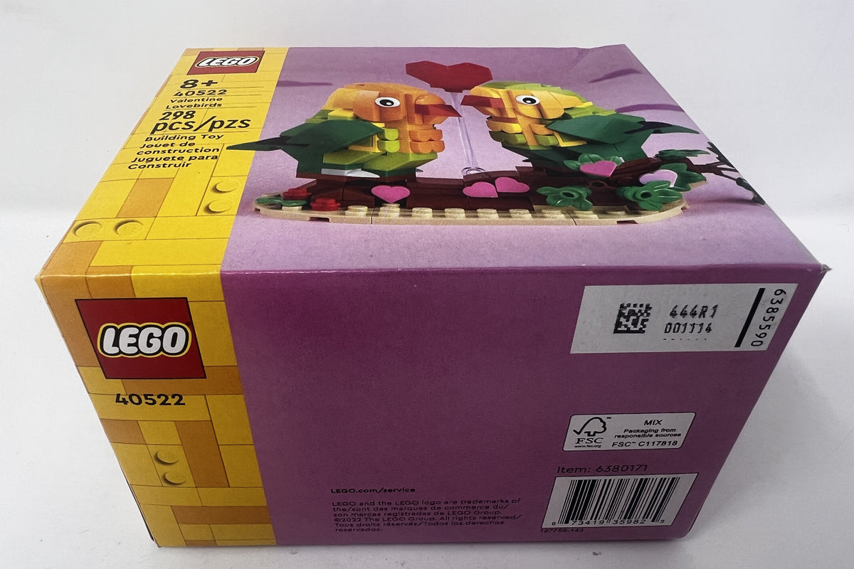 LEGO® Valentine Lovebirds 40522 (Minor creasing, see pictures)