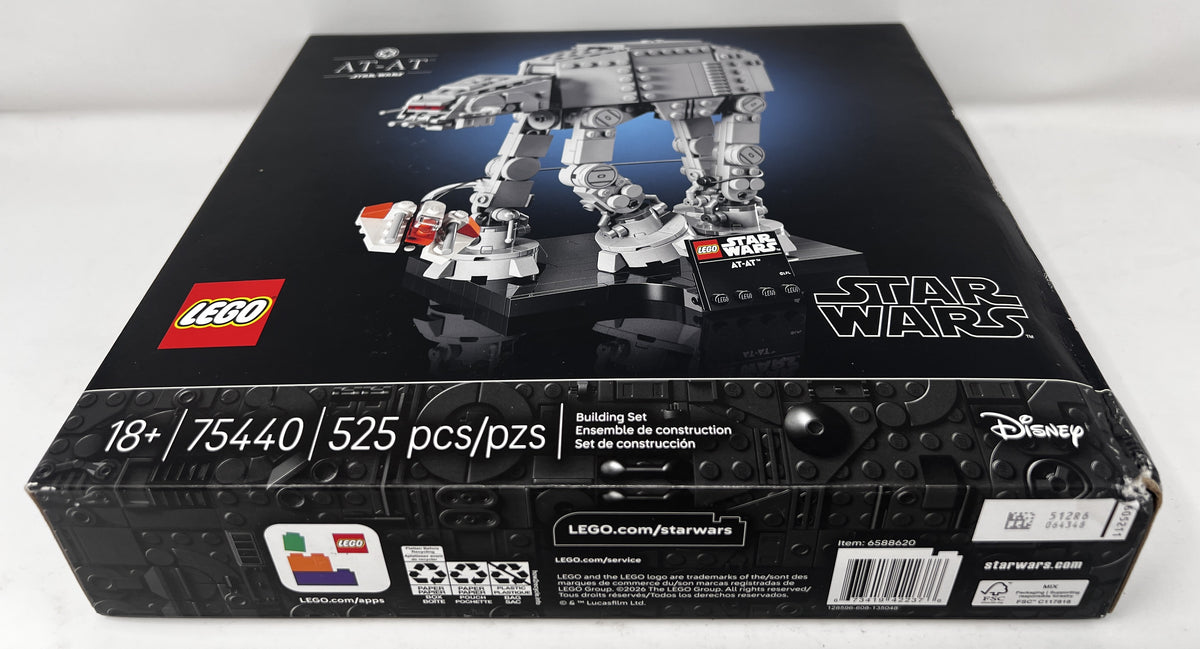 LEGO® Star Wars AT-AT (Damaged box, see pictures)