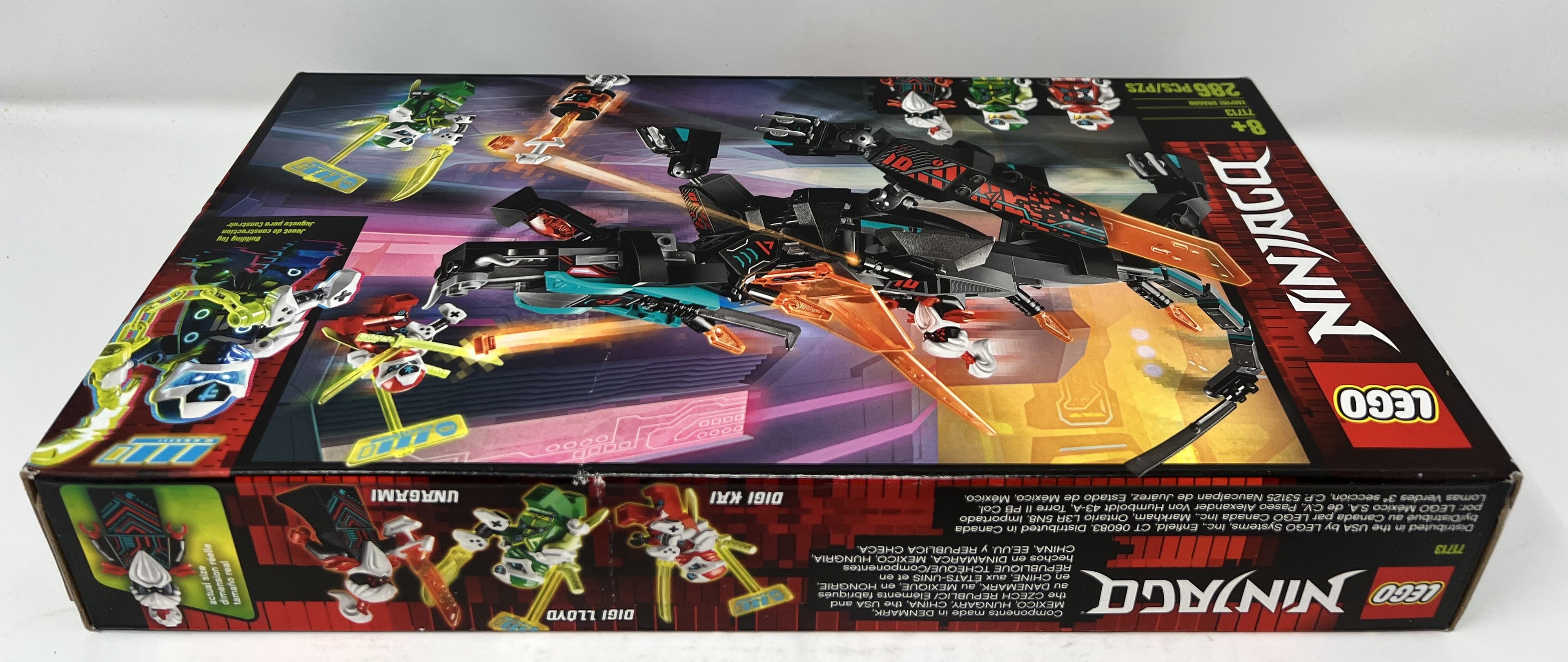 LEGO Ninjago Empire Dragon #71713 (shelf wear, see pictures)