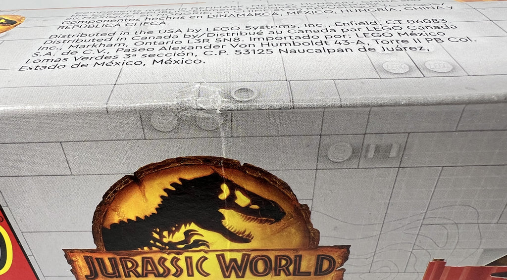 LEGO Jurassic World T-Rex & Atrociraptor Breakout #76948 (shelf wear, see pictures)