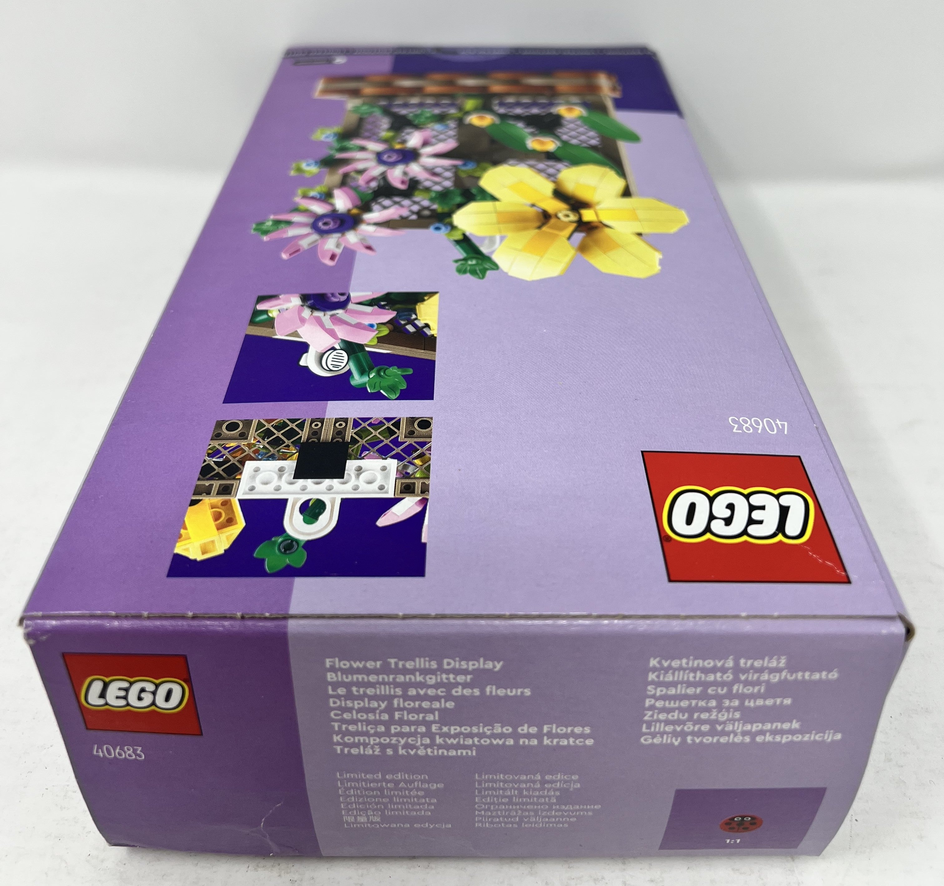 LEGO Flower Trellis Display #40683 (shelf wear, see pictures)