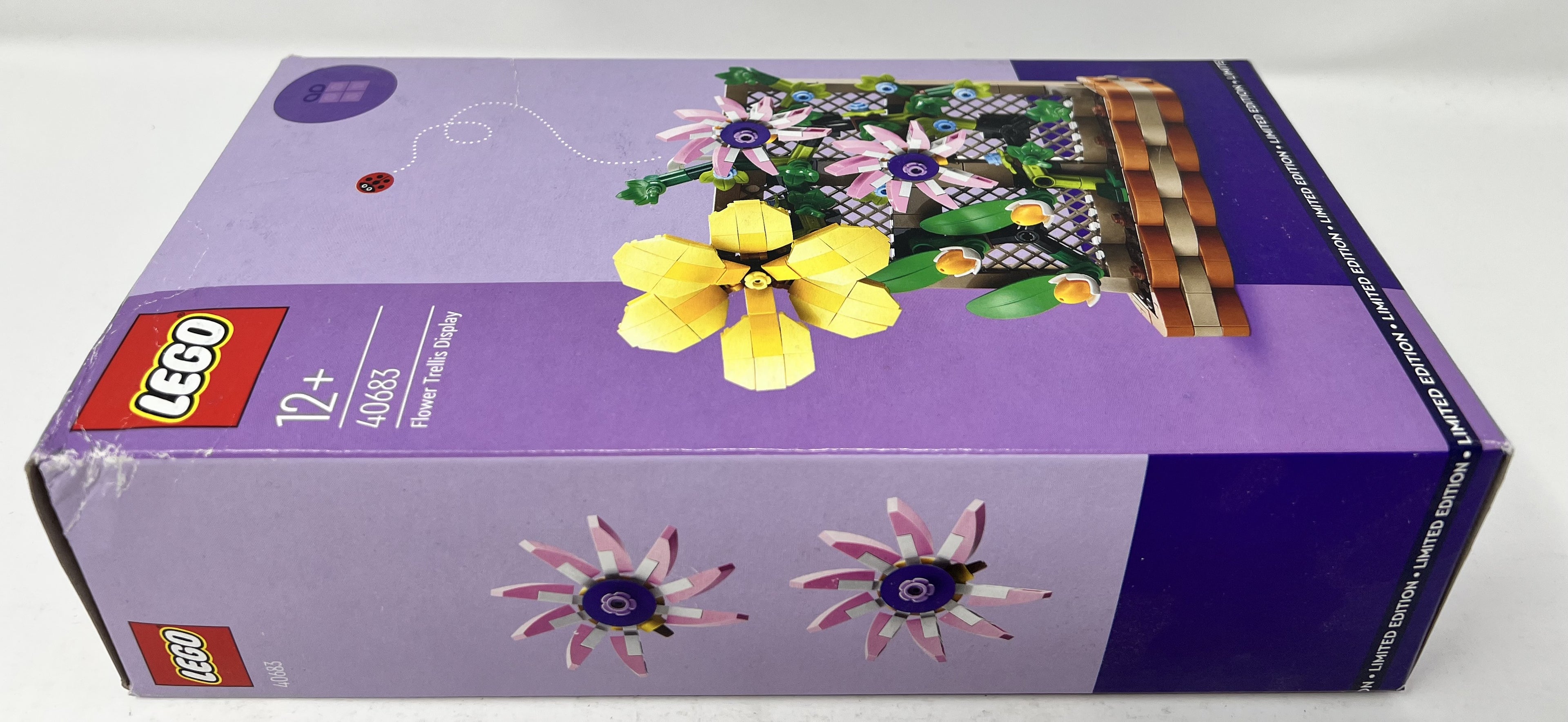 LEGO Flower Trellis Display #40683 (shelf wear, see pictures)
