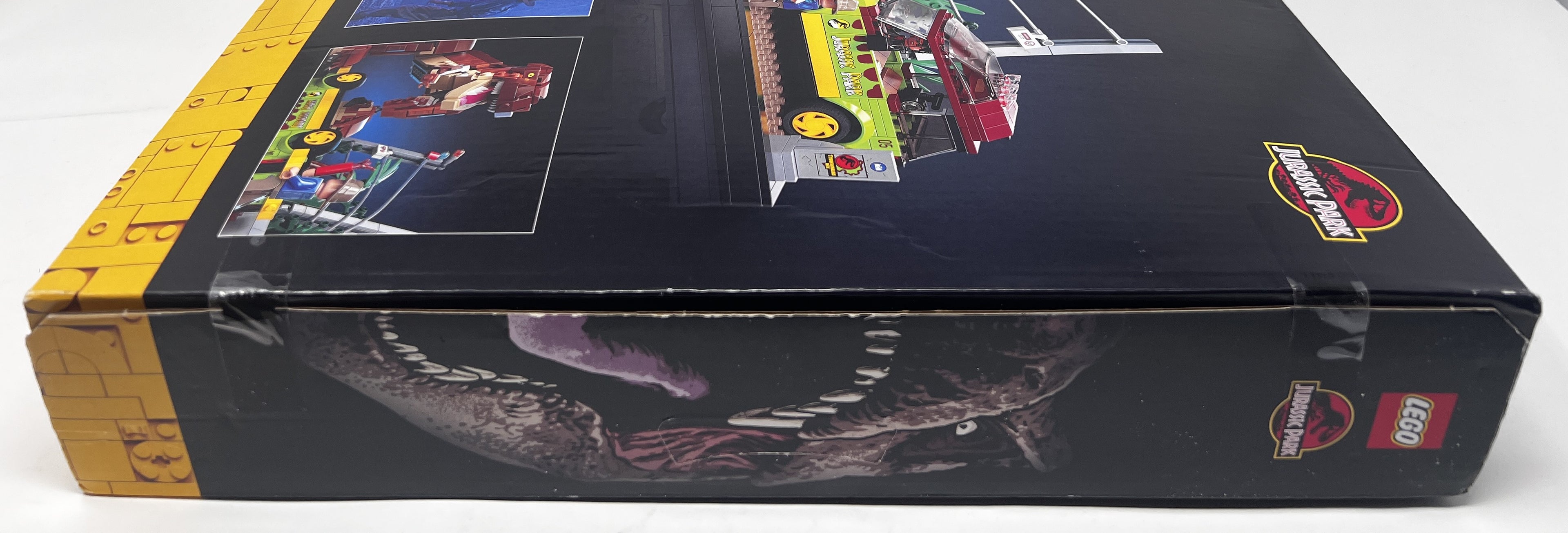 LEGO Jurassic Park T Rex Breakout 76956 (shelf wear, see pictures)
