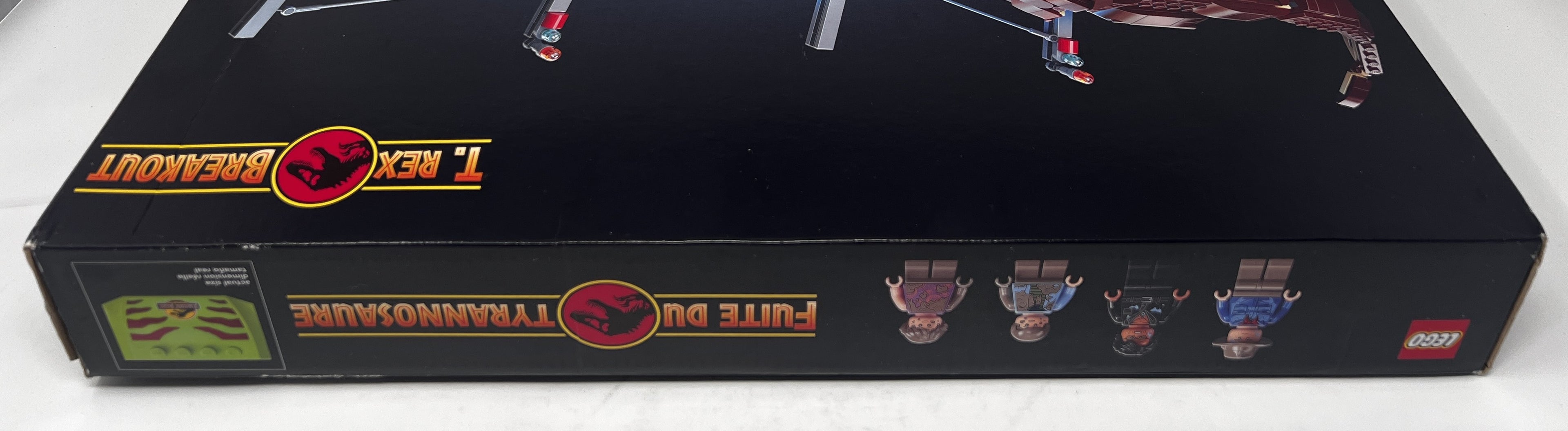 LEGO Jurassic Park T Rex Breakout 76956 (shelf wear, see pictures)