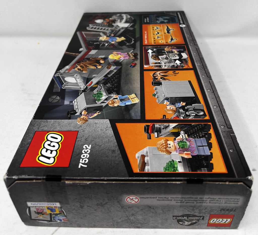 LEGO Jurassic Park Velociraptor Chase 75932 (shelf wear, see pictures)