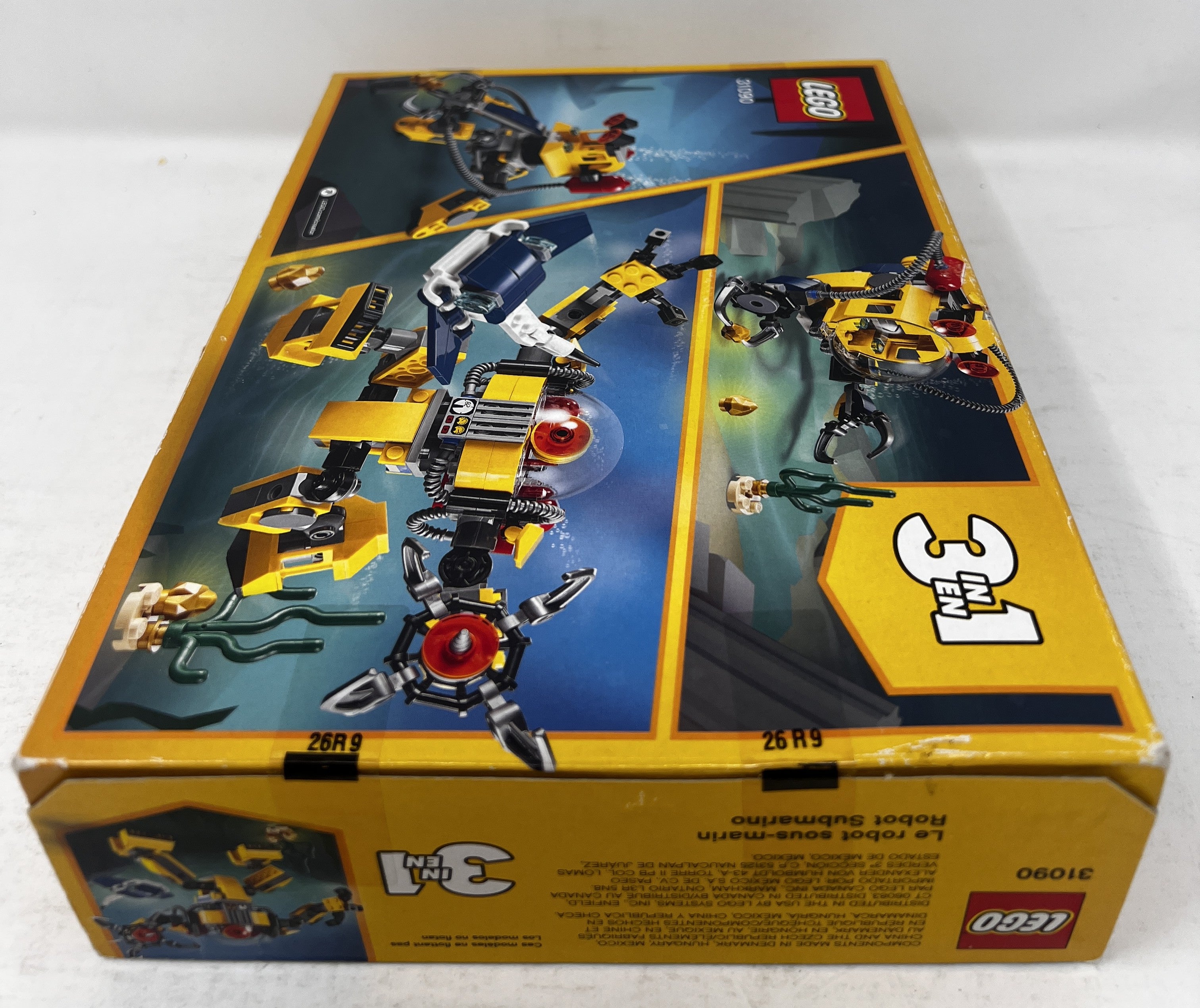 LEGO Creator 3-1in-1 Underwater Robot 31090 (heavy shelf wear, see pictures)