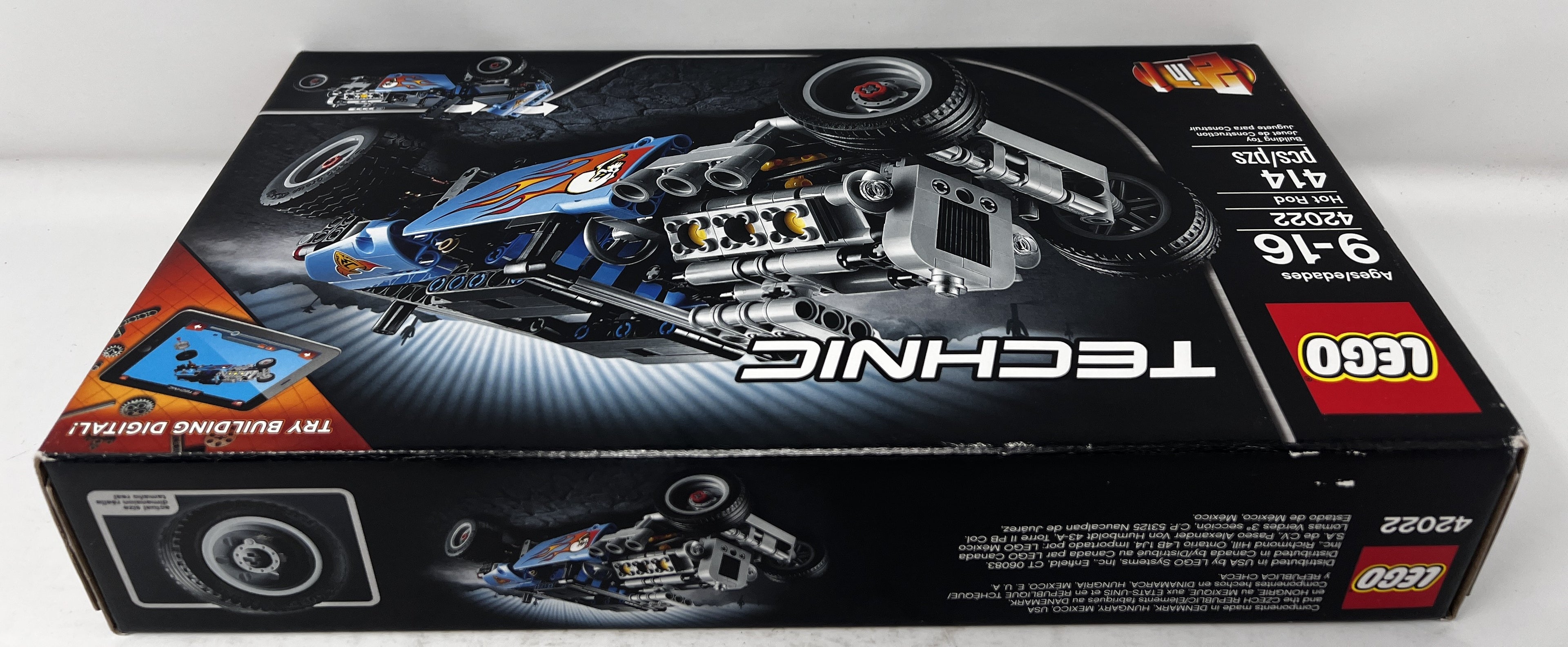 LEGO Technic Hot Rod 42022 (minor shelf wear, see pictures)