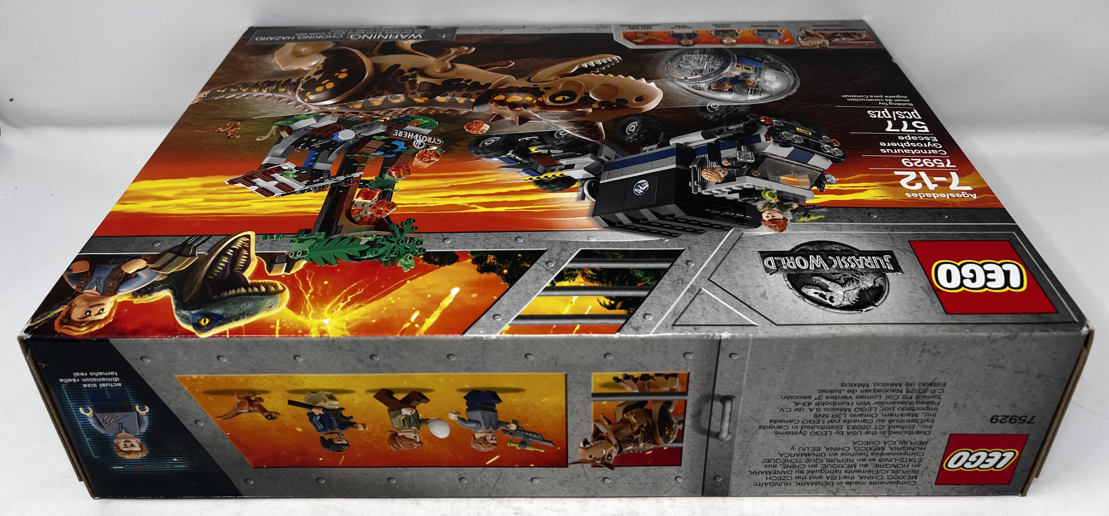 LEGO Jurassic World Carnotaurus Gyrosphere Escape 75929 (minor shelf wear, see pictures)