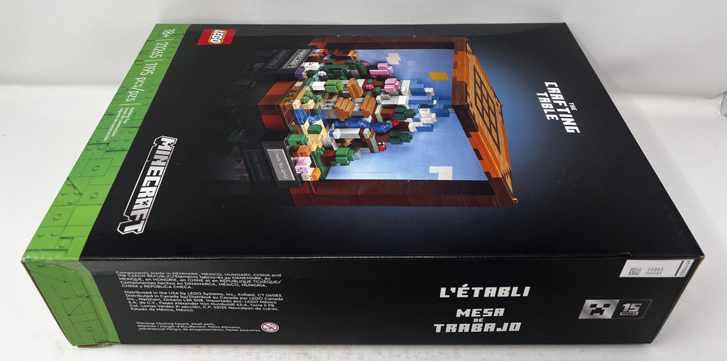 LEGO Minecraft The Crafting Table 21265 (Damaged box, see pictures)