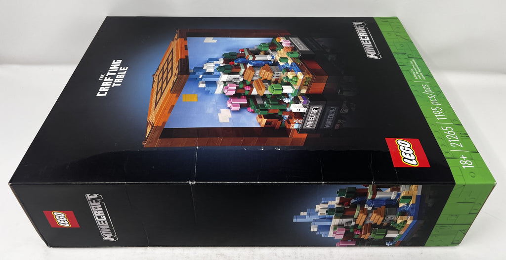 LEGO Minecraft The Crafting Table 21265 (Damaged box, see pictures)