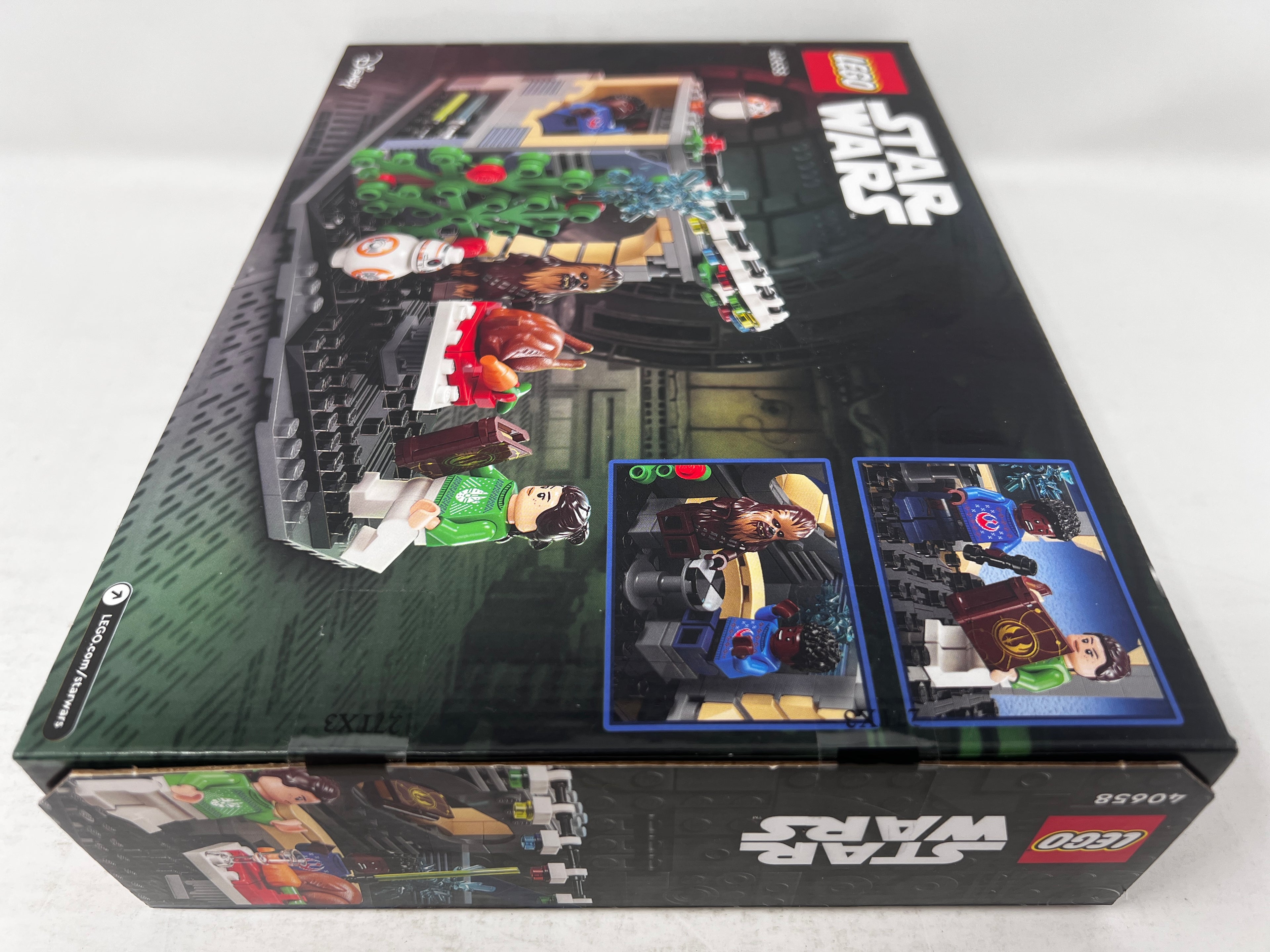 LEGO Star Wars Millennium Falcon Holiday Diorama 40658