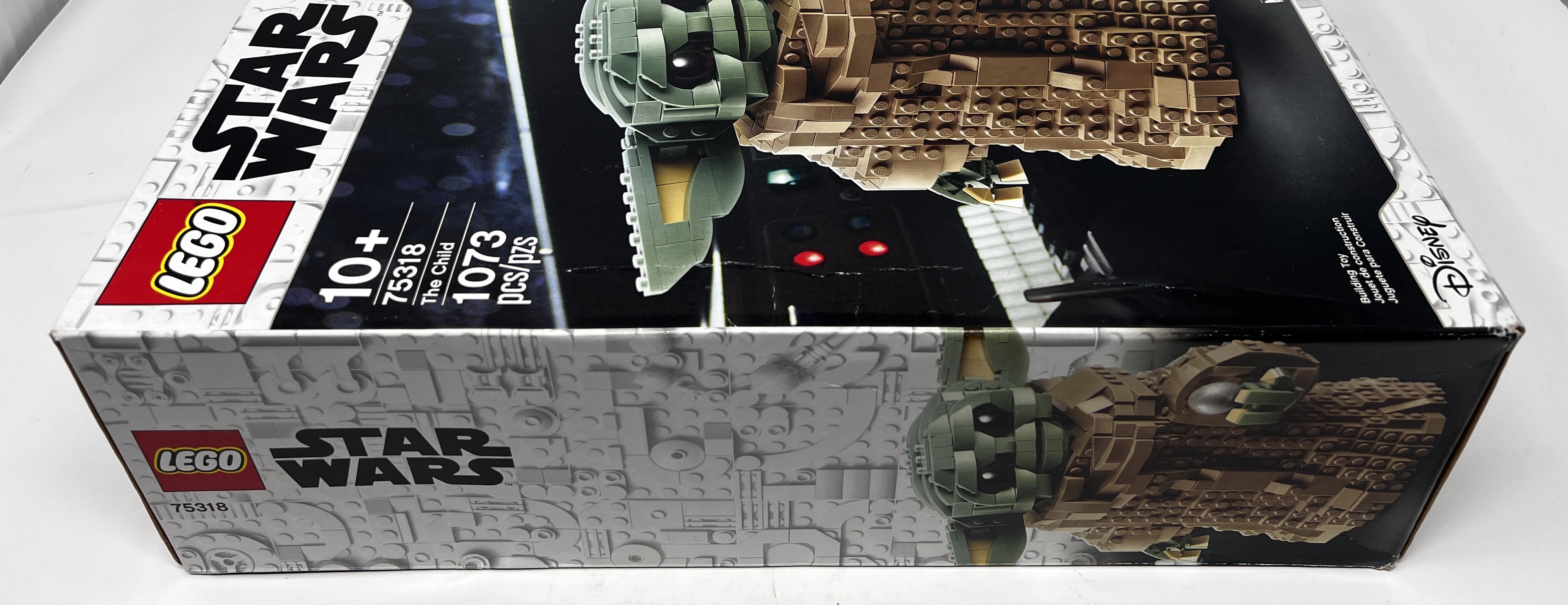 LEGO Star Wars The Child 75318 (Box damage, see pictures)