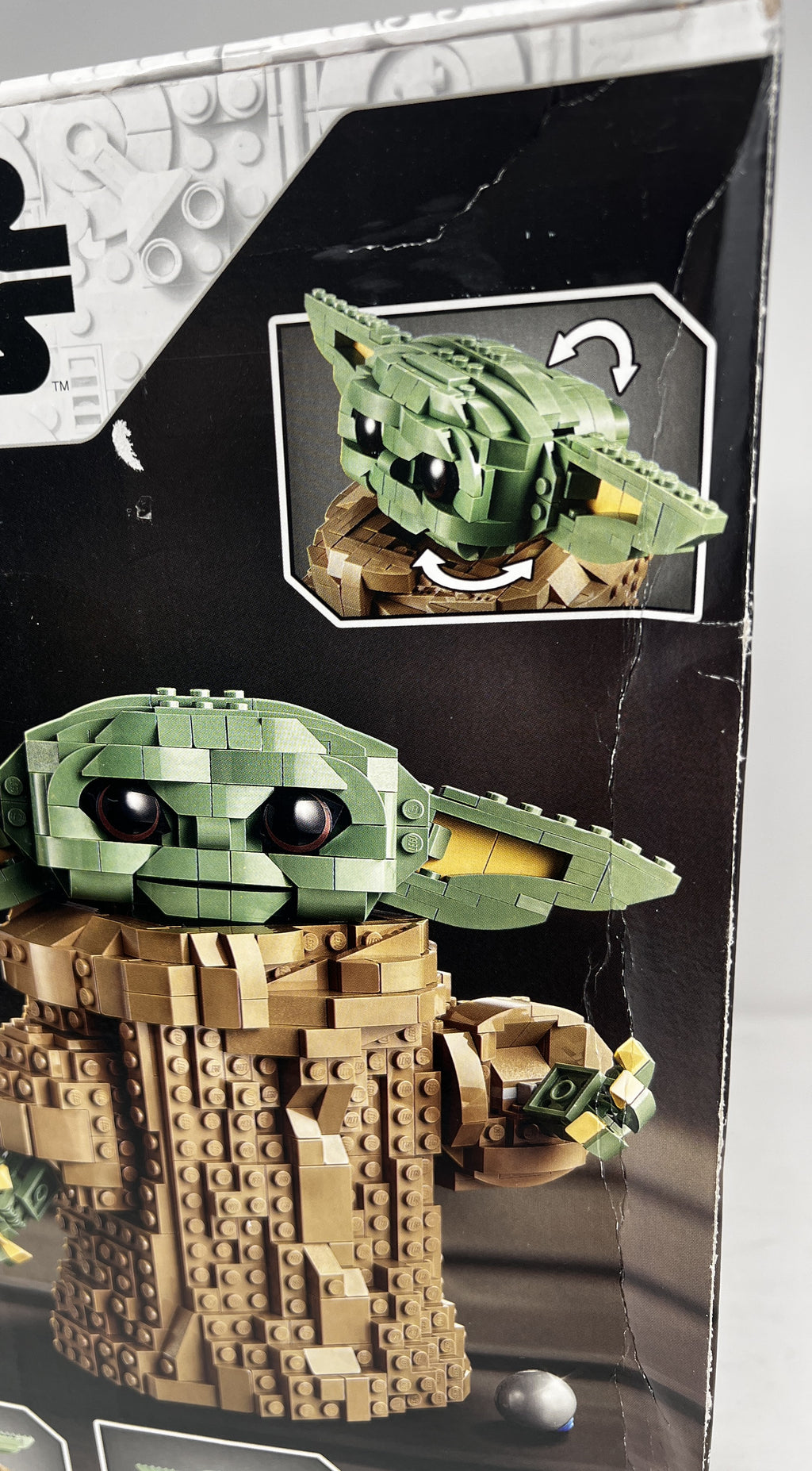 LEGO Star Wars The Child 75318 (Box damage, see pictures)
