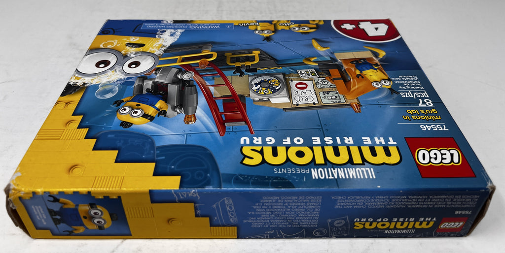 LEGO Minions: The Rise of Gru - Minions in Gru's Lab 75546 (heavy shelf wear/damage/glue residue, see pictures)