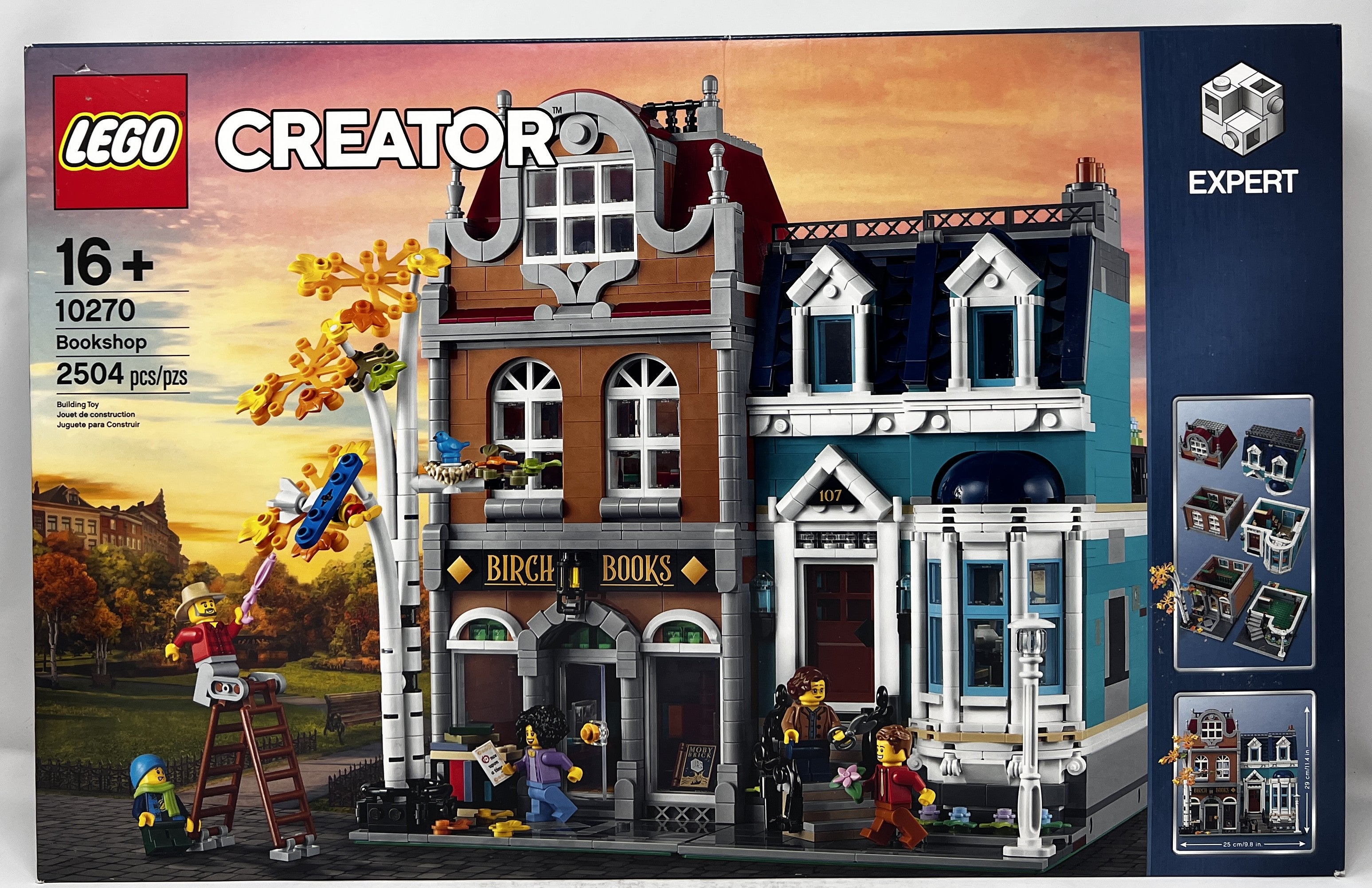LEGO Creator Expert Bookshop Modular Building 10270 (shelf wear, see pictures)