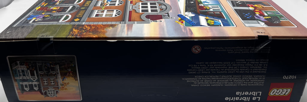 LEGO Creator Expert Bookshop Modular Building 10270 (shelf wear, see pictures)