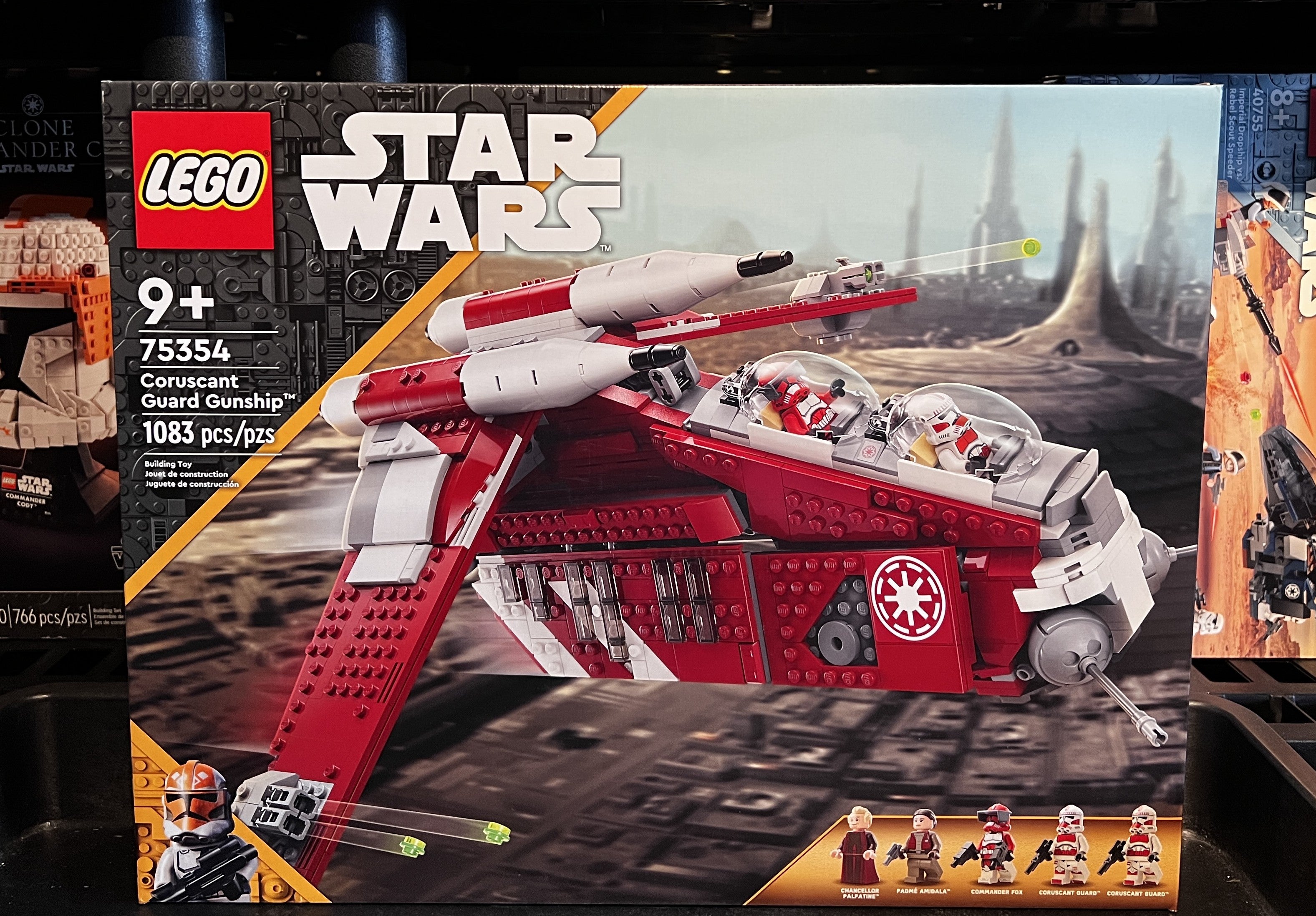 LEGO Star Wars Coruscant Guard Gunship 75354 (One seal unglued, see pictures)