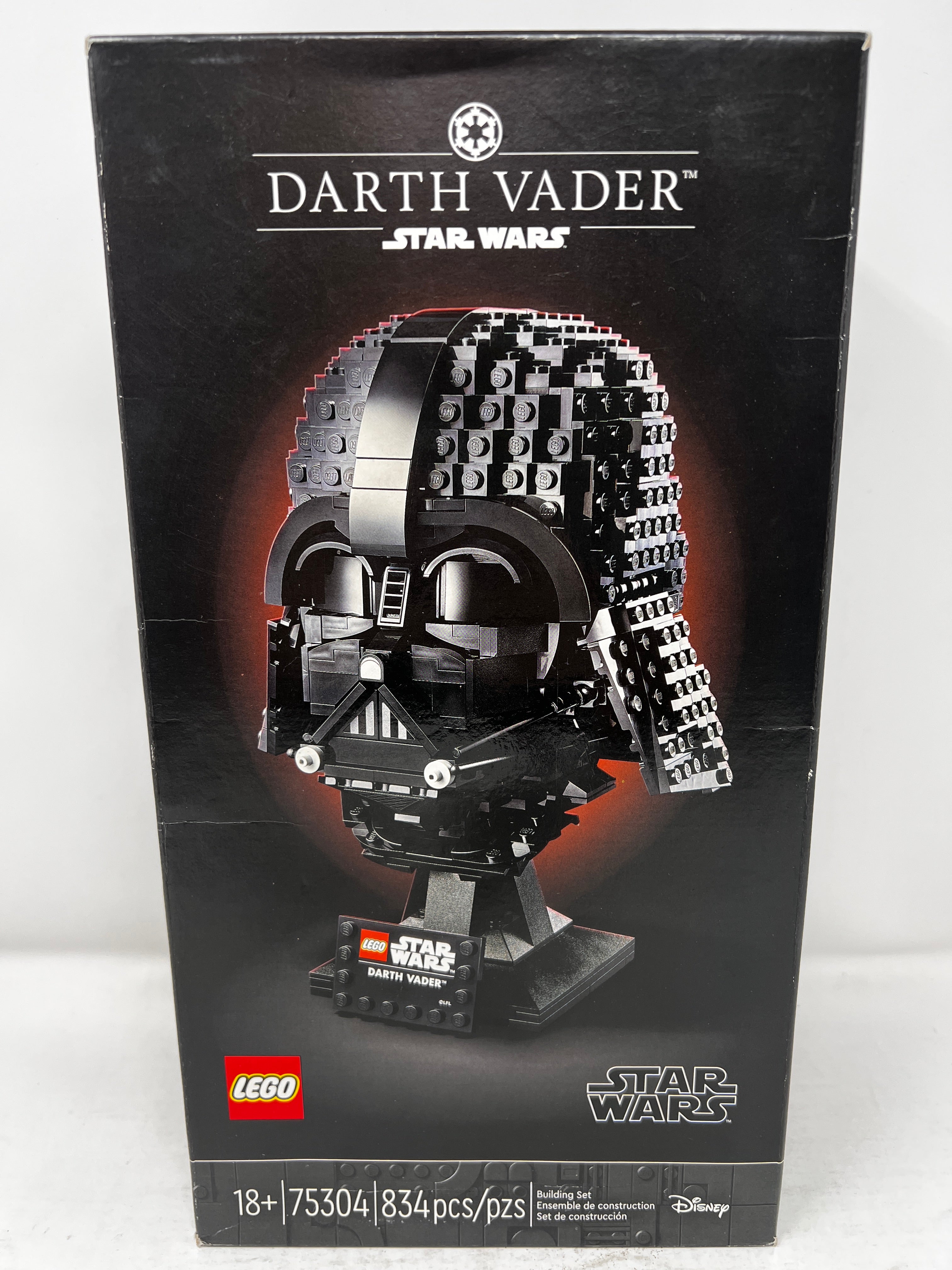 LEGO Star Wars Darth Vader Helmet 75304 (damaged, see picture)