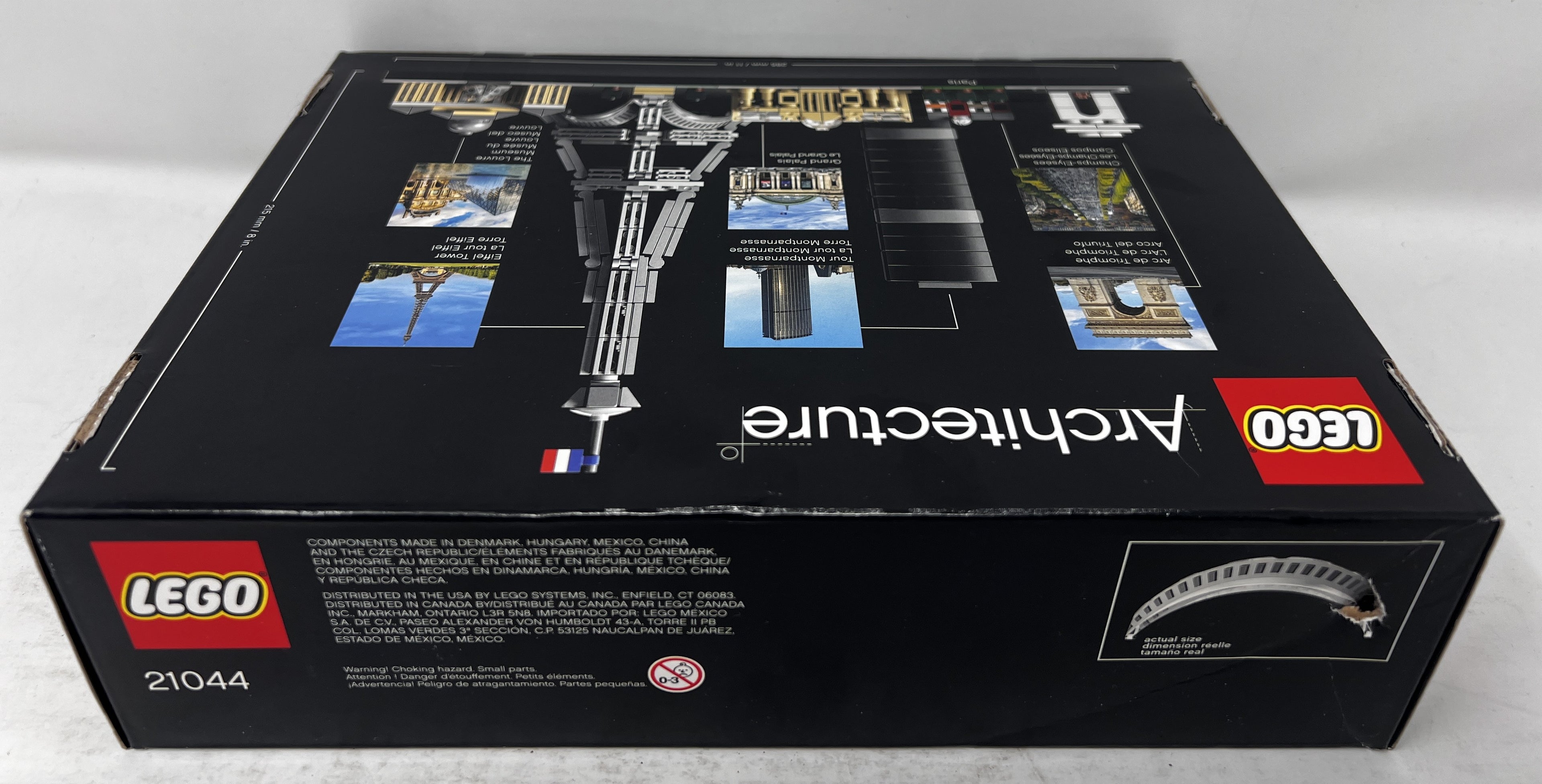 LEGO Architecture Paris Skyline 21044 (Box damage, see pictures)