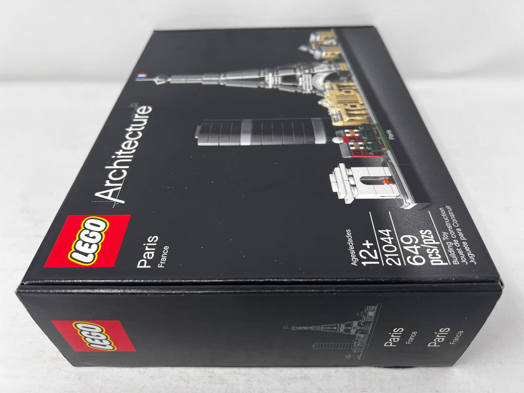 LEGO Architecture Paris Skyline 21044 (Box damage, see pictures)