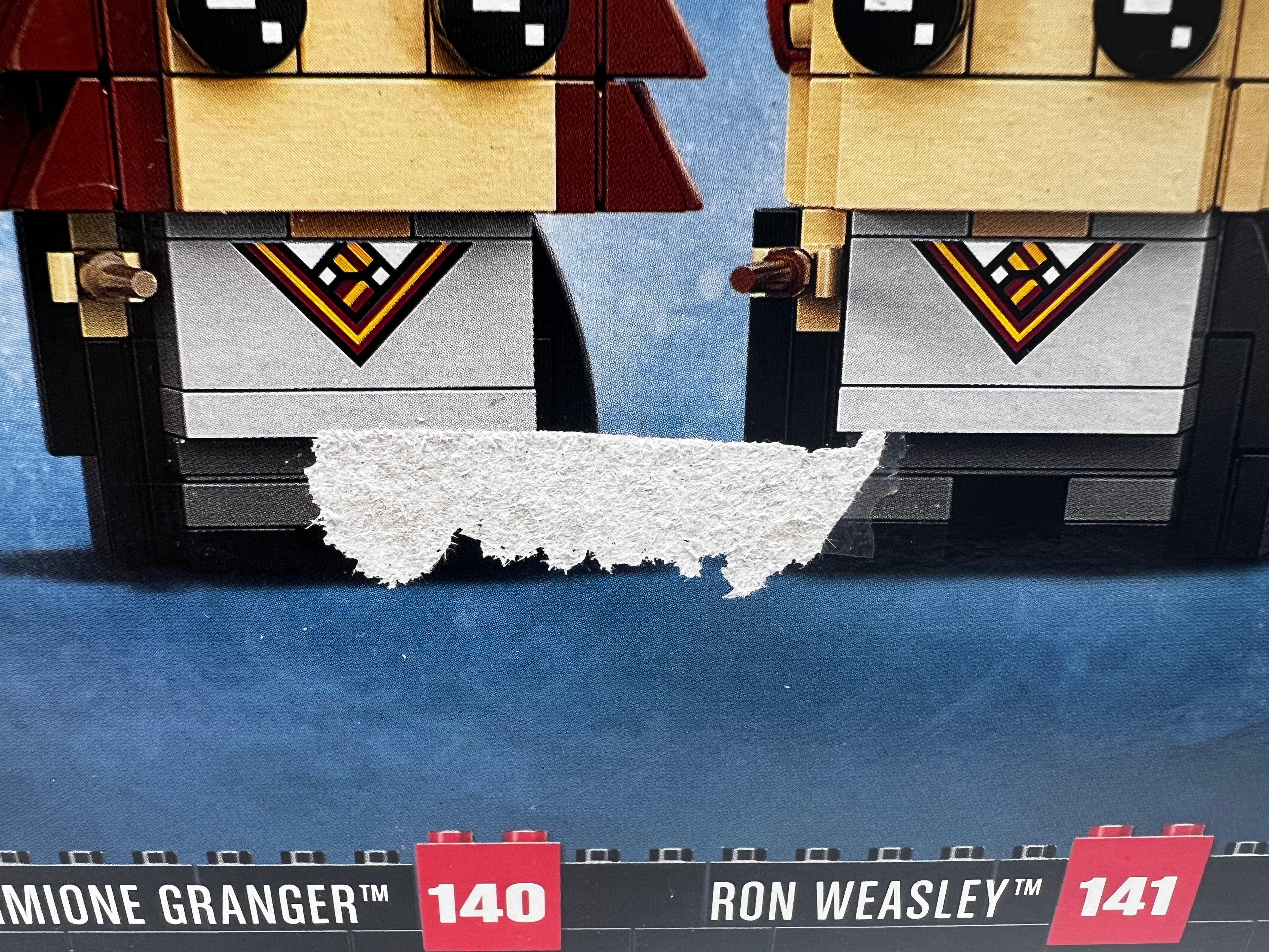 LEGO Harry Potter Brickheadz - Harry, Hermione, Ron & Hagrid 40495 (torn graphic, see pictures)