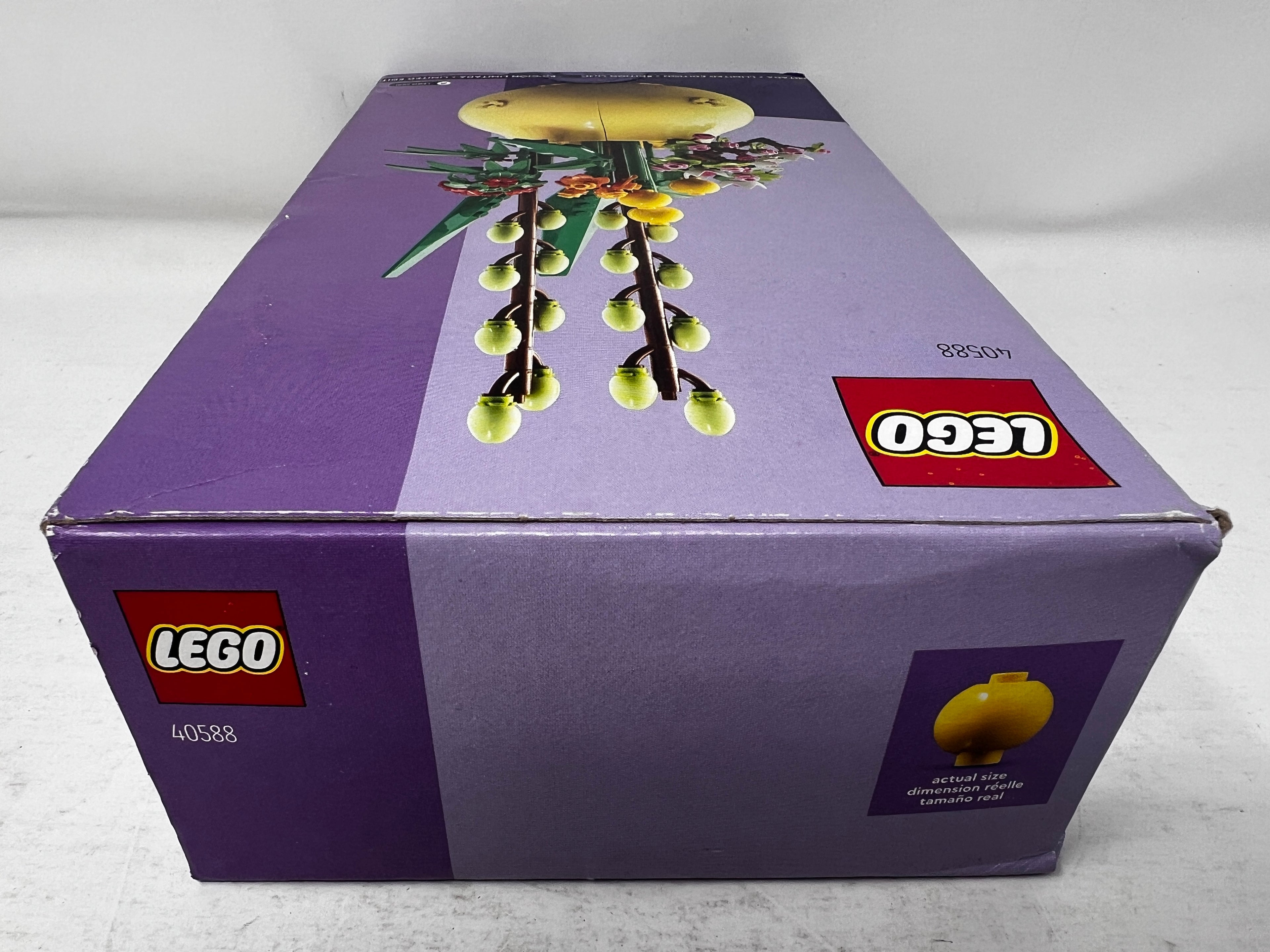 LEGO Flowerpot #40588 (shelf wear/crushing, see pictures)