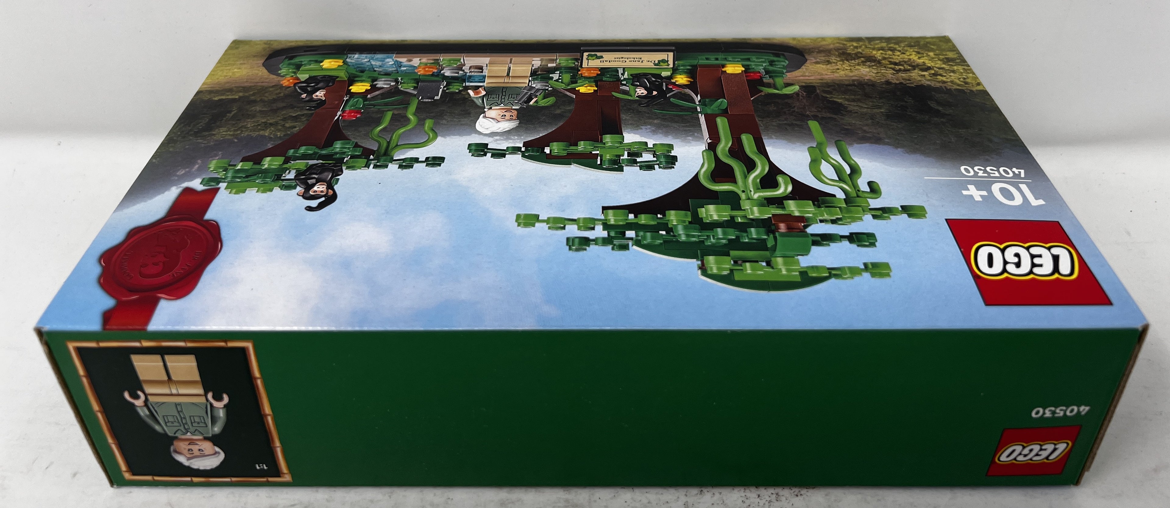 LEGO Jane Goodall Tribute 40530 Glue residue, see pictures)